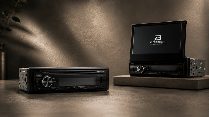 Een 1-DIN autoradio in een dashboard